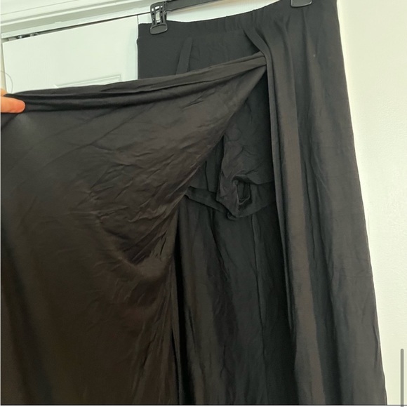 NWT Foxblood Darla Maxi Skirt with Built In Shorts - Large - Picture 8 of 12